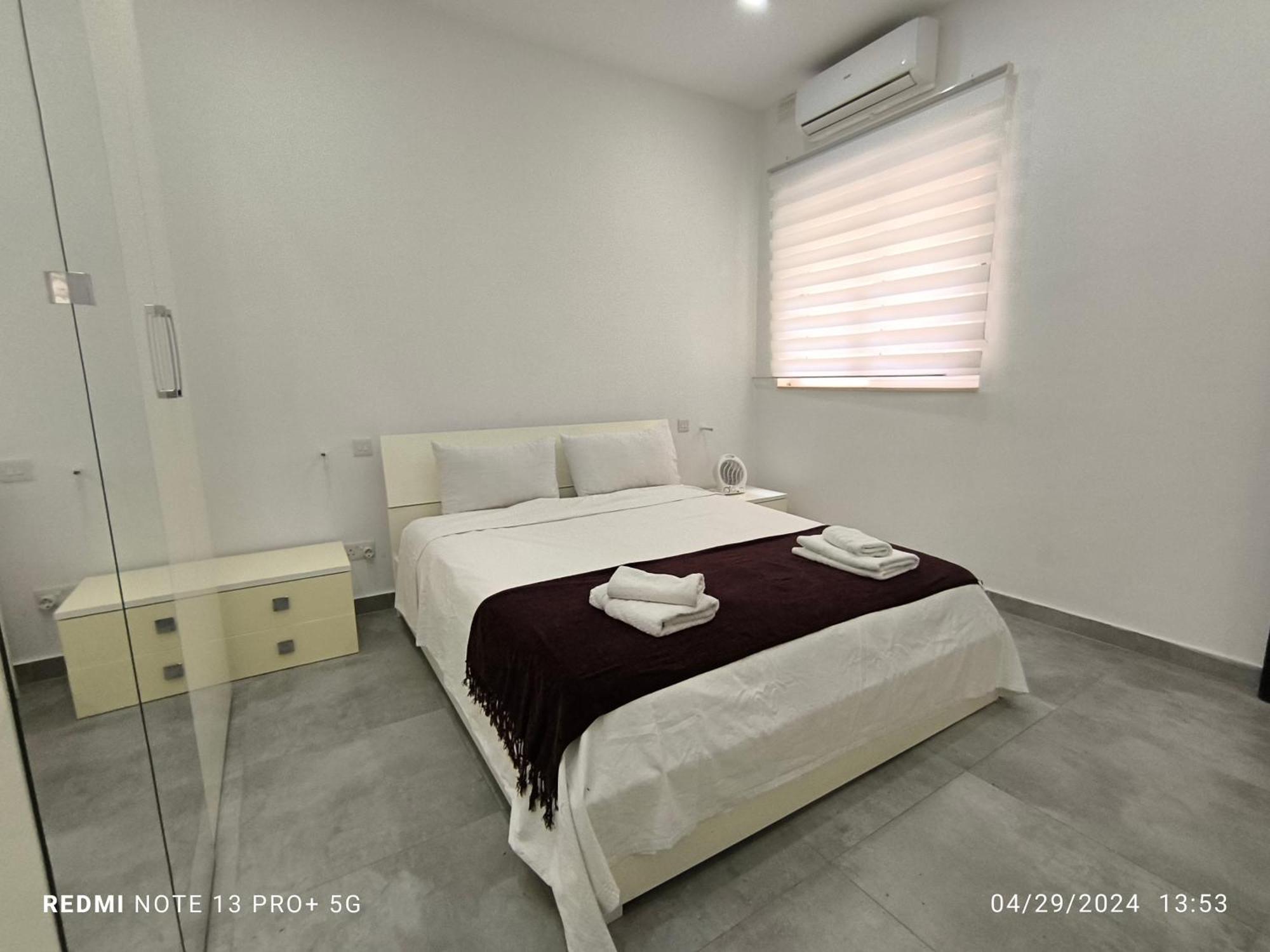 One Bedroom Tea Apartment Il-Gzira Exterior foto