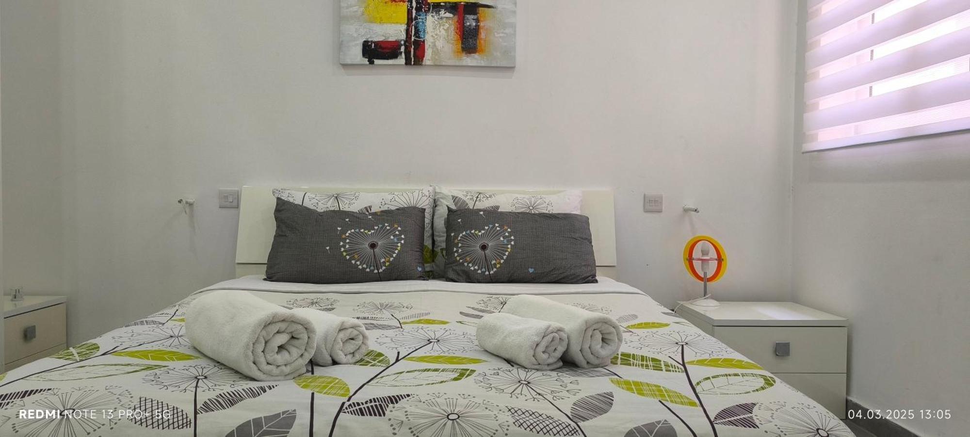 One Bedroom Tea Apartment Il-Gzira Exterior foto